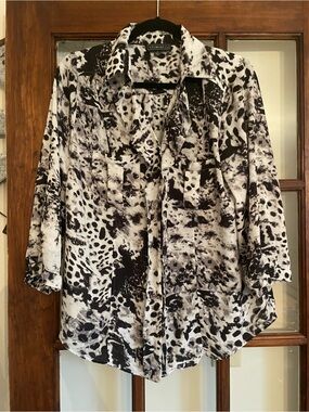 Elementz Black and White Printed Button-Down Blouse
